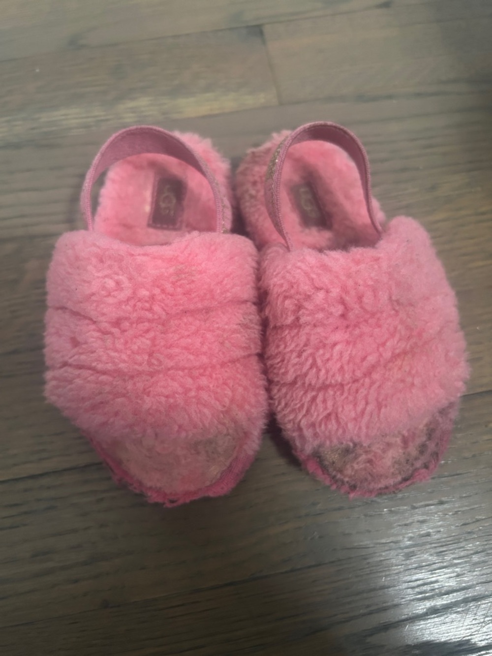 Ugg Pink fluff yeah Slip-On girls slippers size 10/ 27